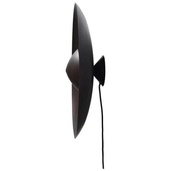 Dusk Wall Lamp