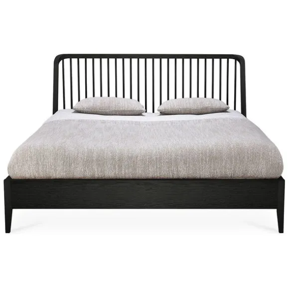 Ethnicraft Oak Spindle Queen Bed