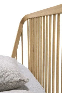 Ethnicraft Oak Spindle Queen Bed