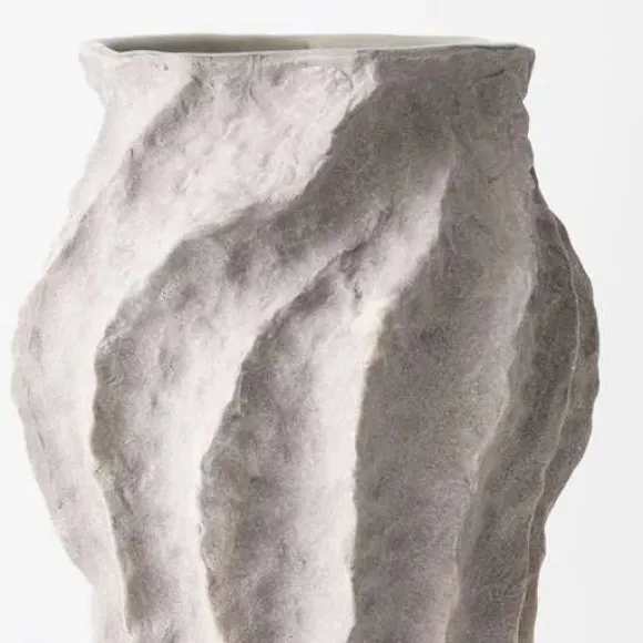 Evoke Vase