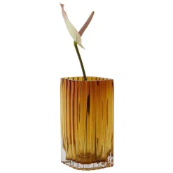 Folium Vase