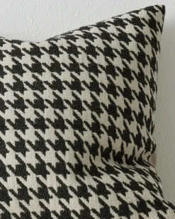 Giovani Cushion