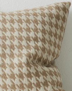 Giovani Cushion
