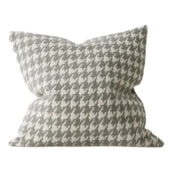 Giovanni Cushion