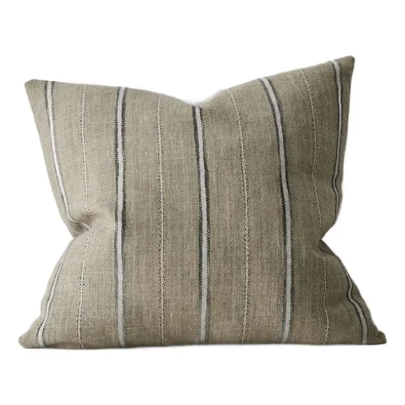 Isola Cushion