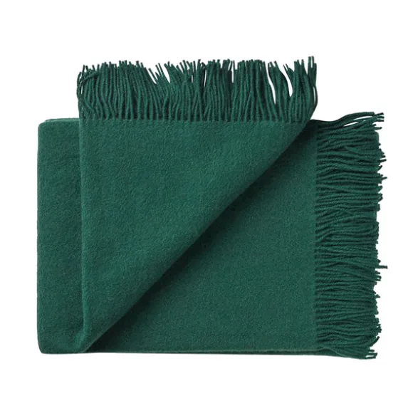 Nevis Throw Rug