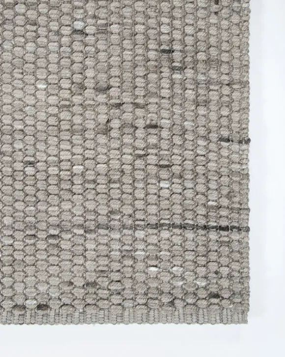 Pelorus Floor Runner