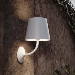 Poldina 230V Wall Light
