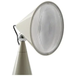 Pose Portable Lamp
