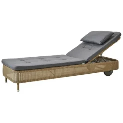 Presley Sunbed