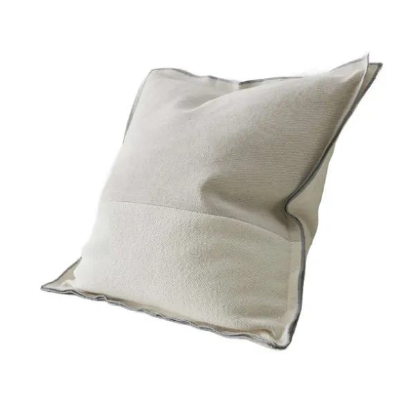 Riccardo Cushion