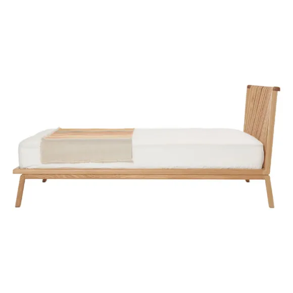 Sensu Queen Bed