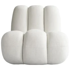 Toe Lounge Chair