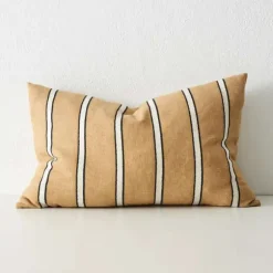Vinnie Cushion