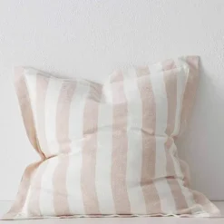 Vito Cushion